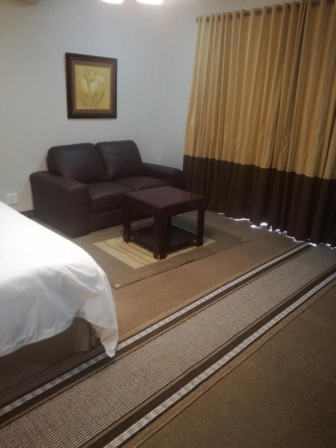 בלומפונטייין Belmont Guesthouse מראה חיצוני תמונה