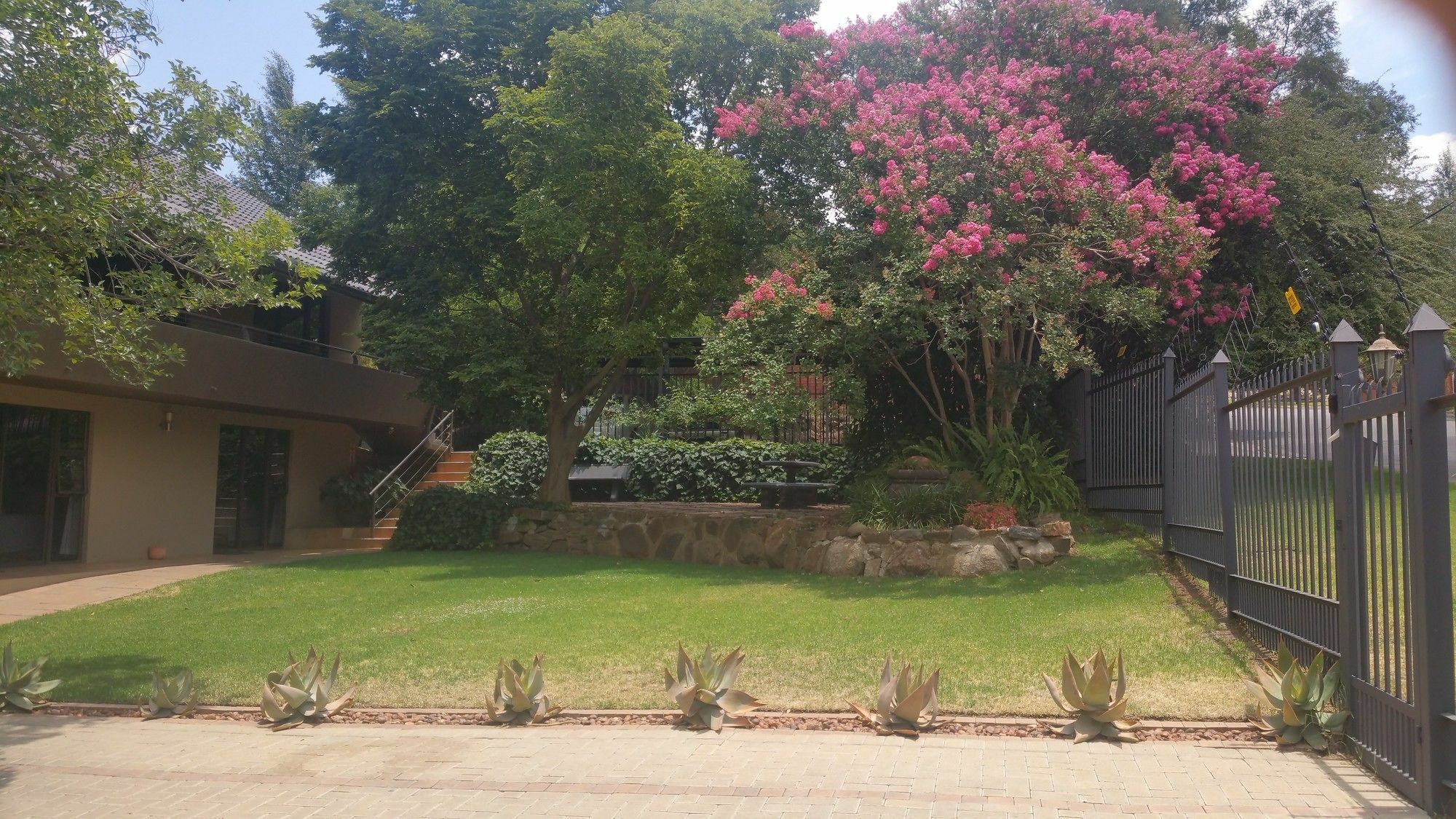 בלומפונטייין Belmont Guesthouse מראה חיצוני תמונה